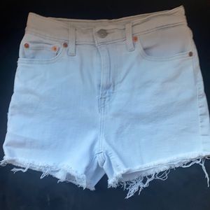 Levi’s light wash short.